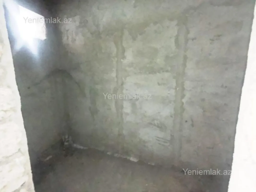 Satılır 4 otaqlı obyekt 145 m²
