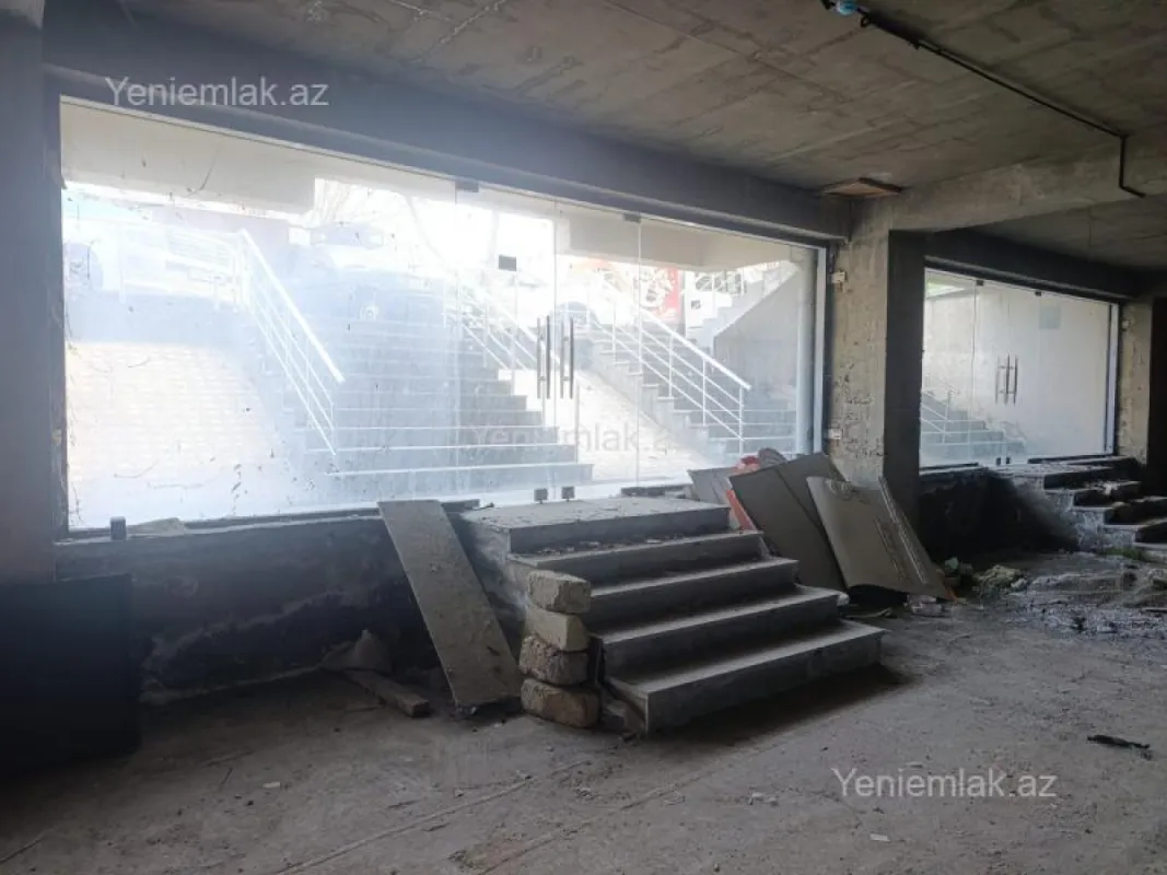 Satılır 4 otaqlı obyekt 145 m²