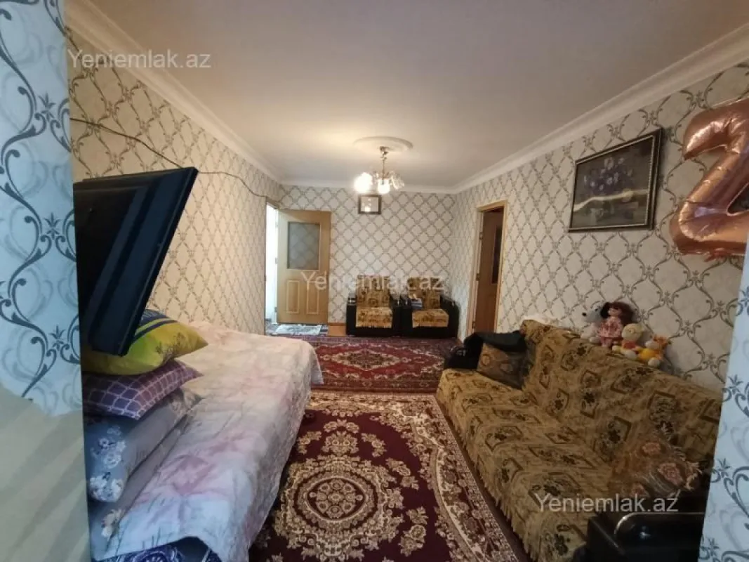 Satılır 2 otaqlı köhnə tikili 50 m²
