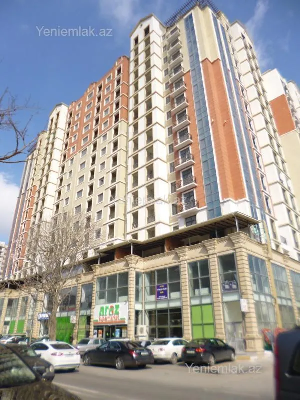 Satılır 3 otaqlı yeni tikili 85 m²