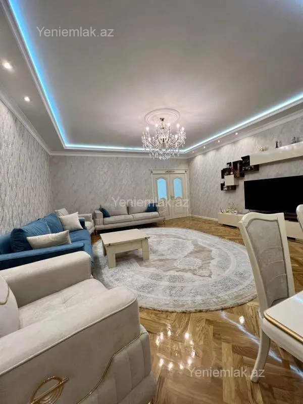 Satılır 2 otaqlı yeni tikili 62 m²