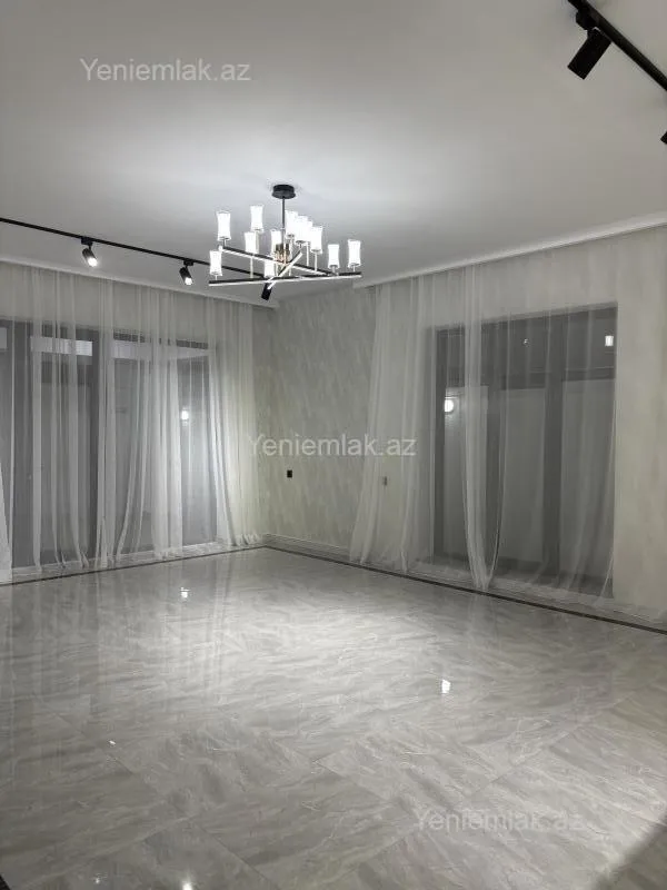 Satılır 4 otaqlı həyət evi 150 m²