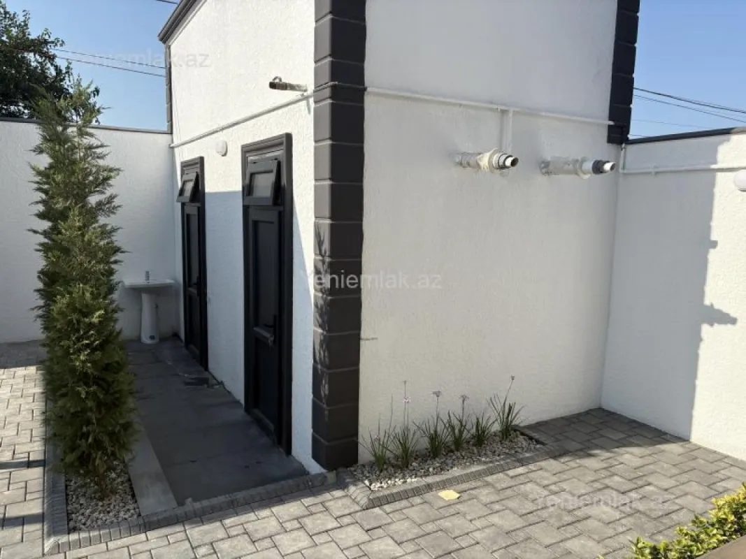 Satılır 4 otaqlı həyət evi 150 m²