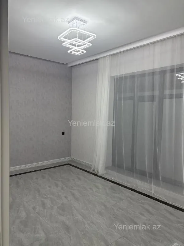 Satılır 4 otaqlı həyət evi 150 m²