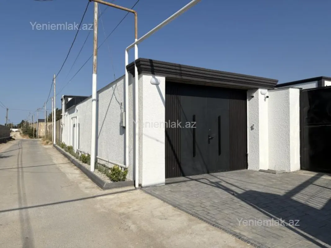 Satılır 4 otaqlı həyət evi 150 m²