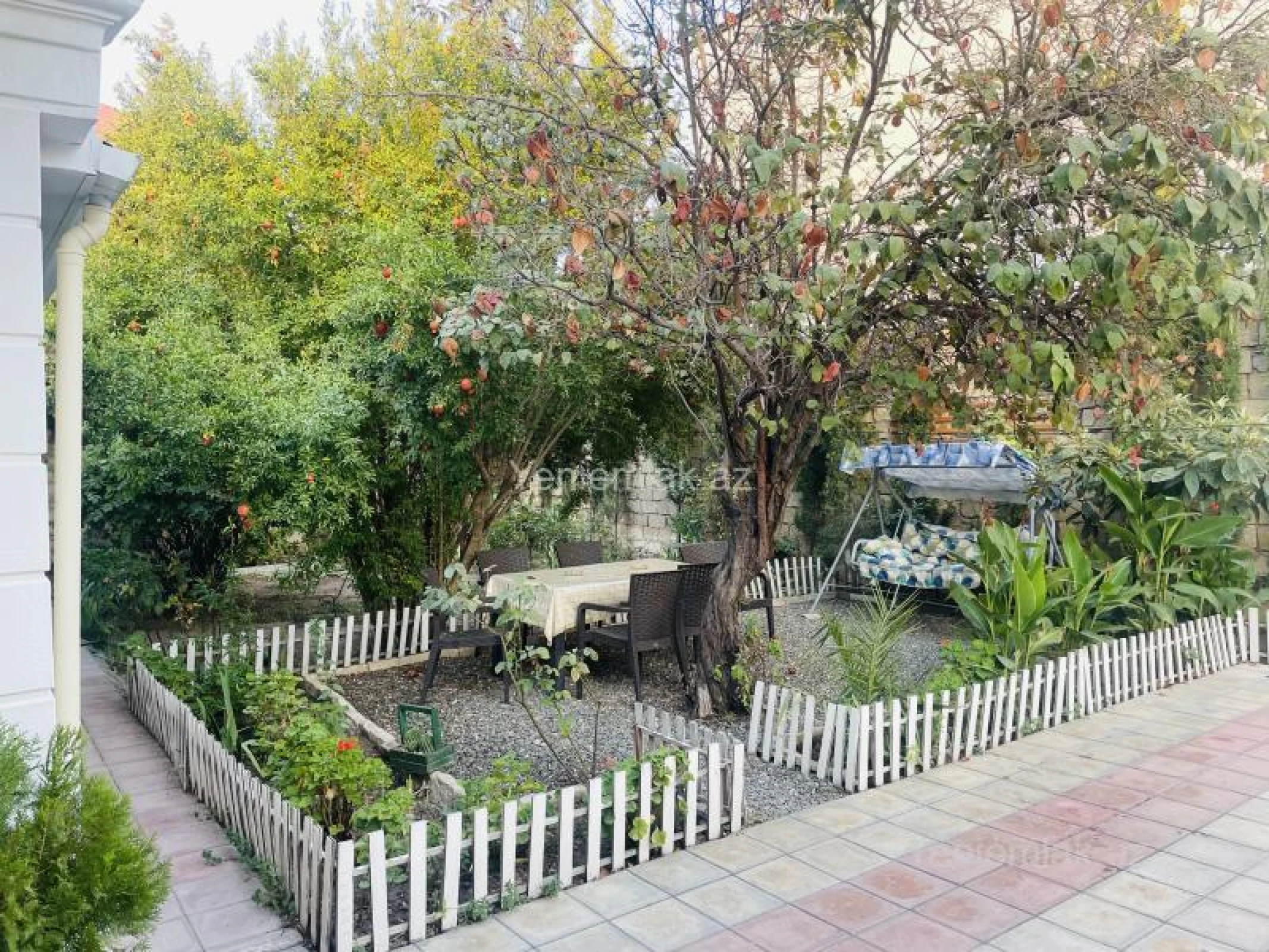 Satılır 4 otaqlı həyət evi 130 m²