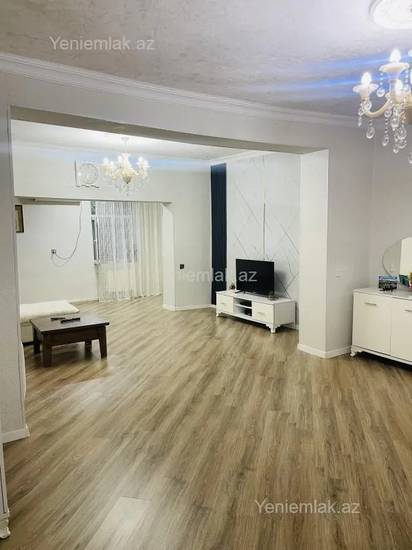 Satılır 4 otaqlı həyət evi 130 m²