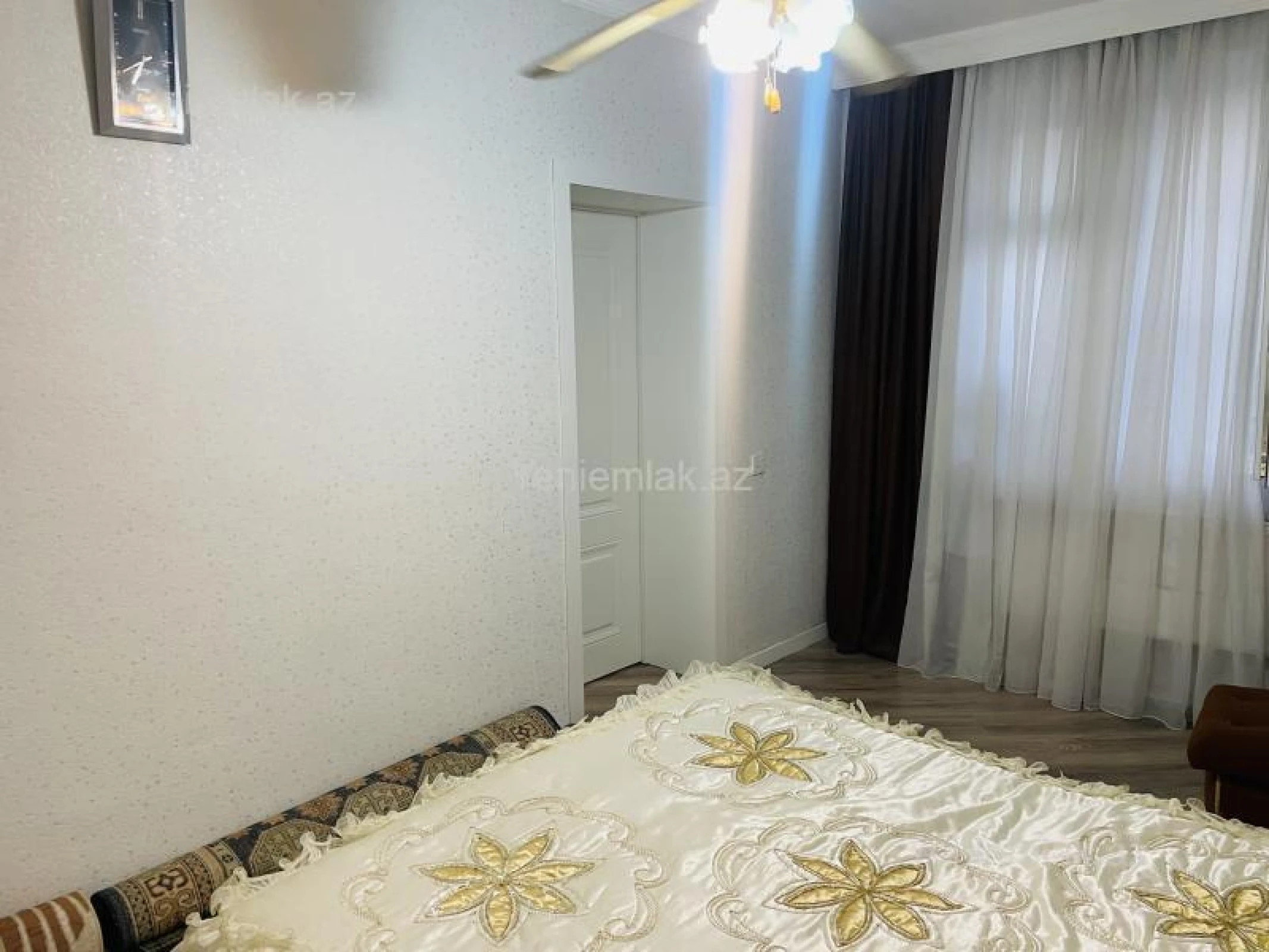 Satılır 4 otaqlı həyət evi 130 m²