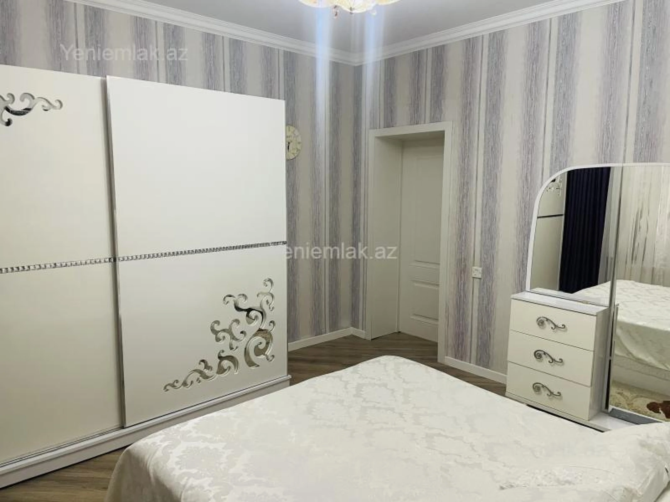 Satılır 4 otaqlı həyət evi 130 m²