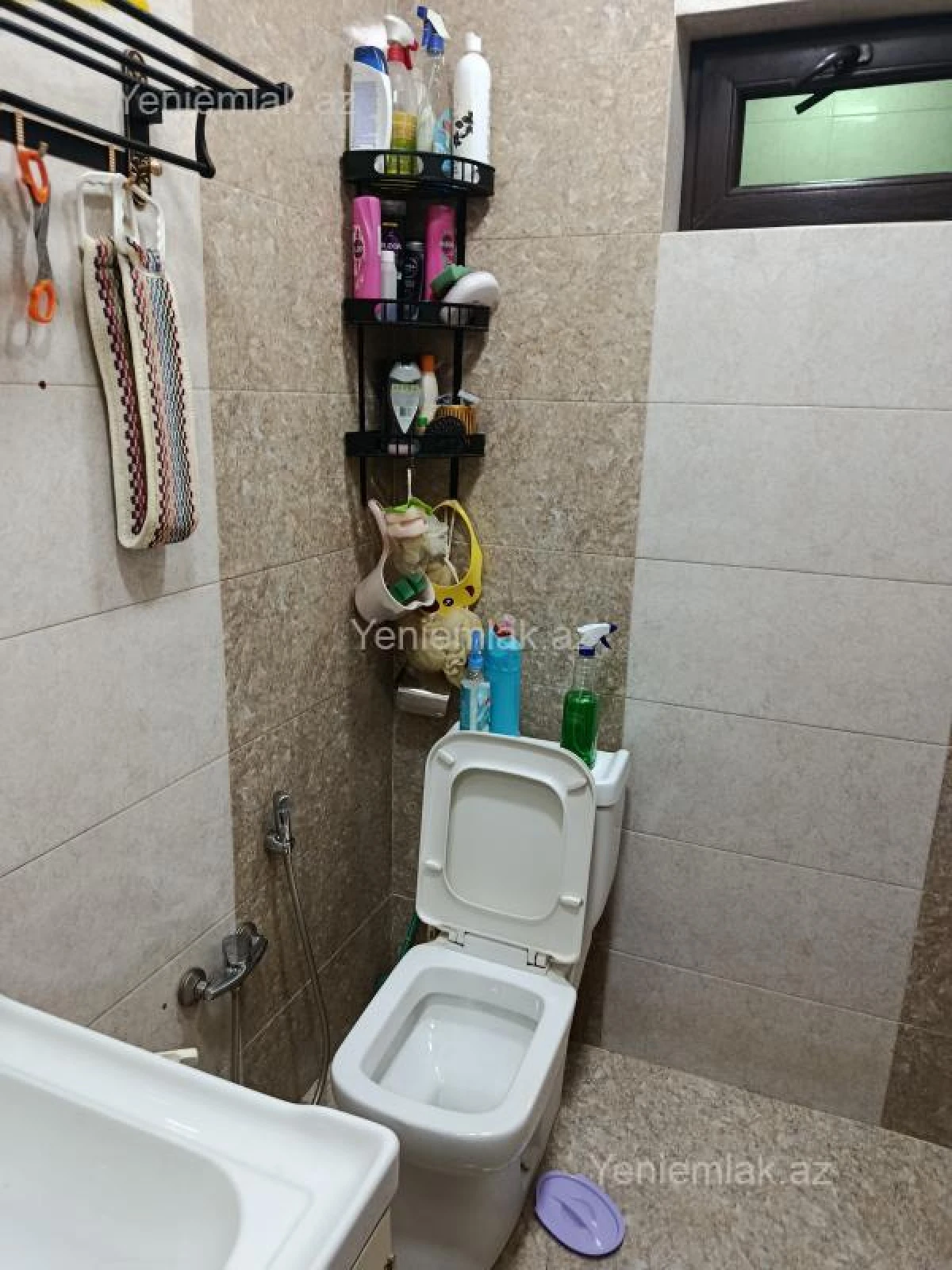 Satılır 6 otaqlı həyət evi 200 m²