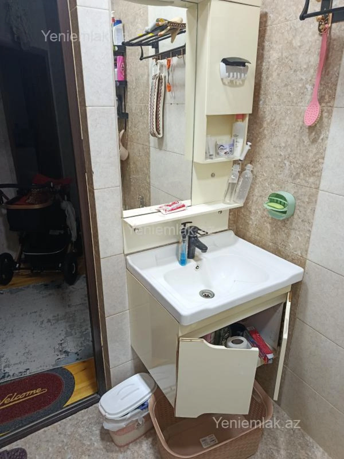 Satılır 6 otaqlı həyət evi 200 m²