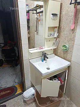 Satılır 6 otaqlı həyət evi 200 m²