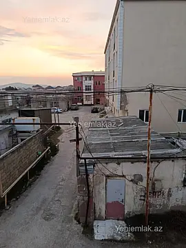 Satılır 6 otaqlı həyət evi 200 m²