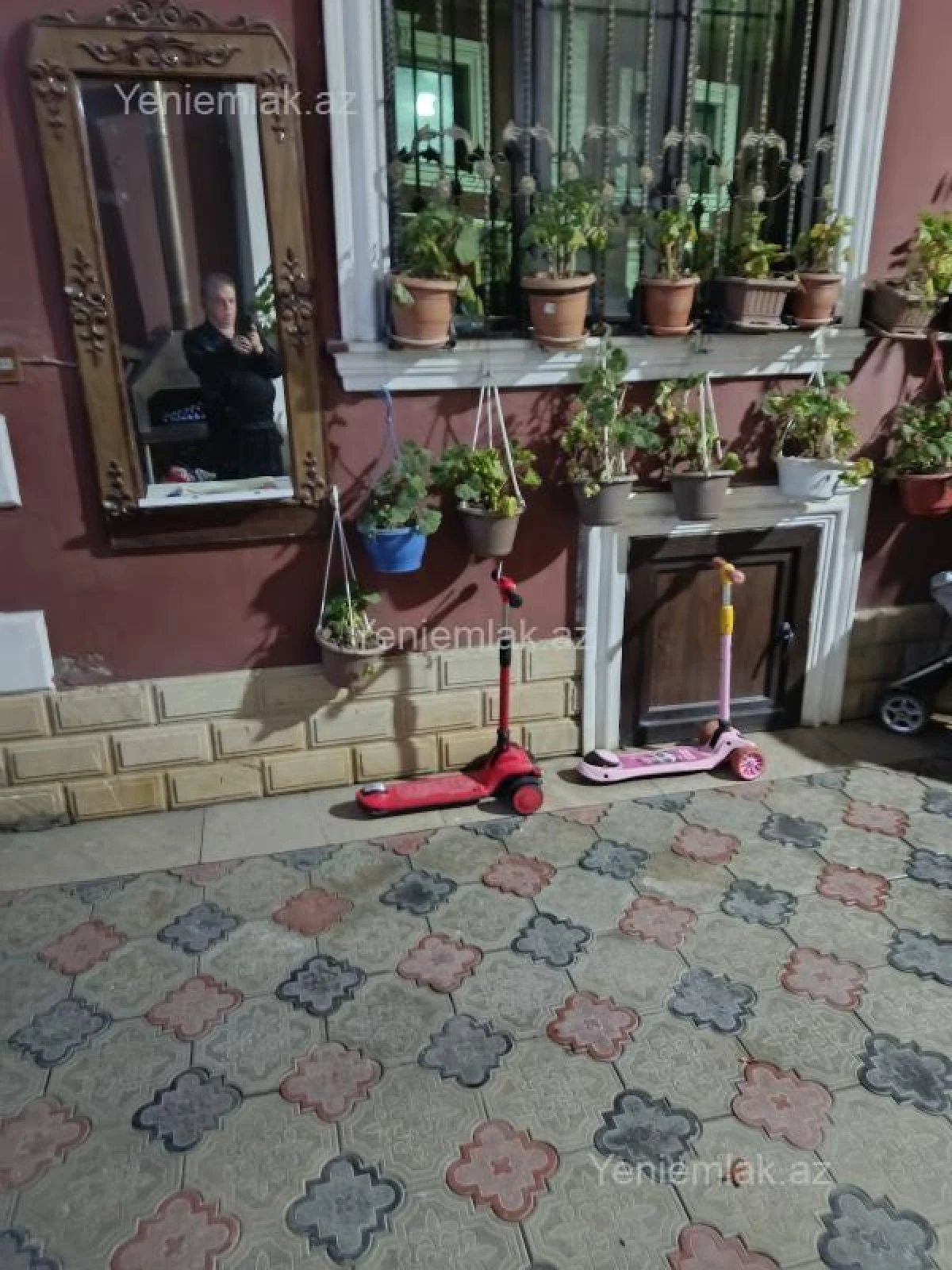 Satılır 6 otaqlı həyət evi 200 m²