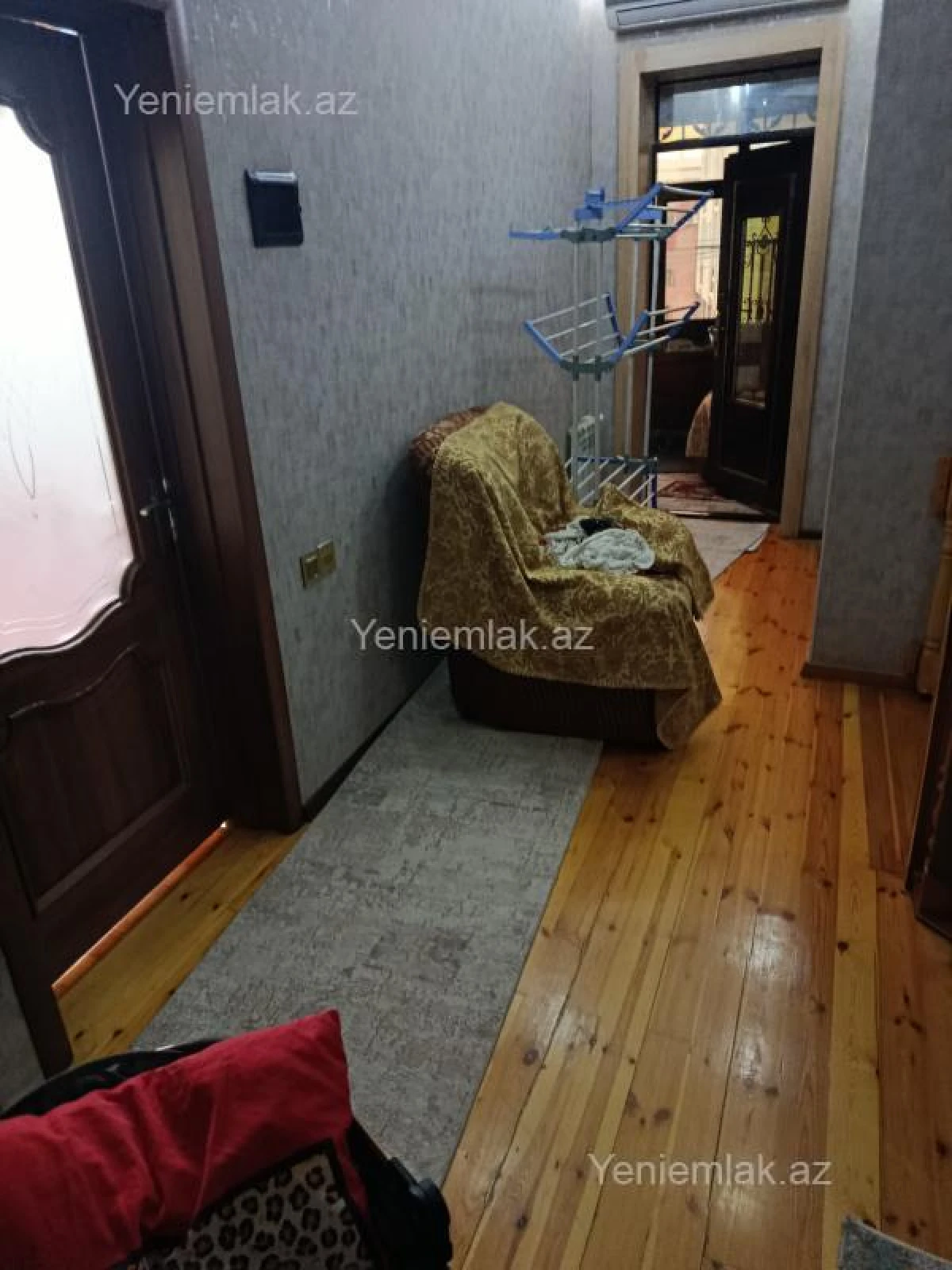 Satılır 6 otaqlı həyət evi 200 m²