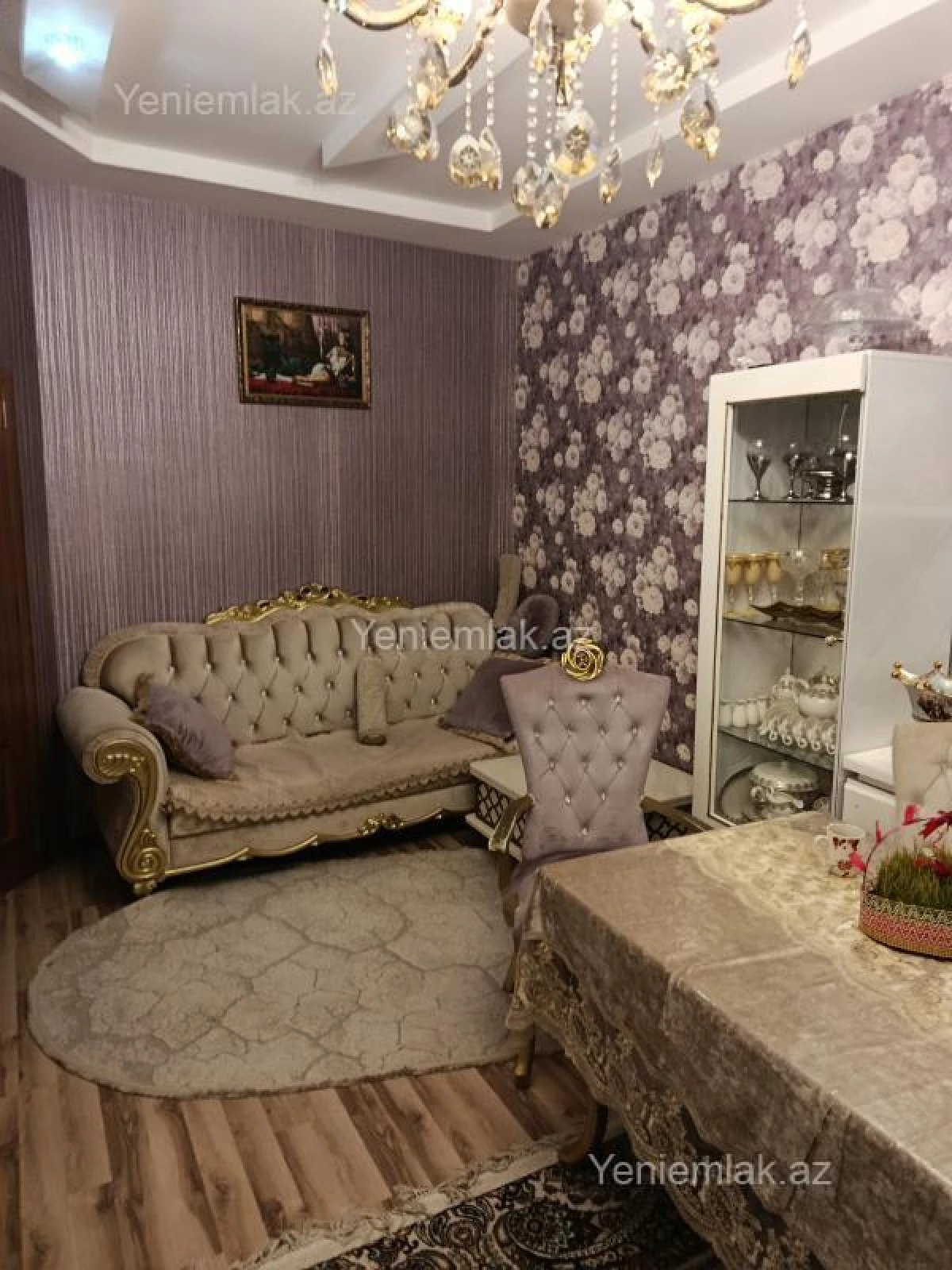 Satılır 6 otaqlı həyət evi 200 m²