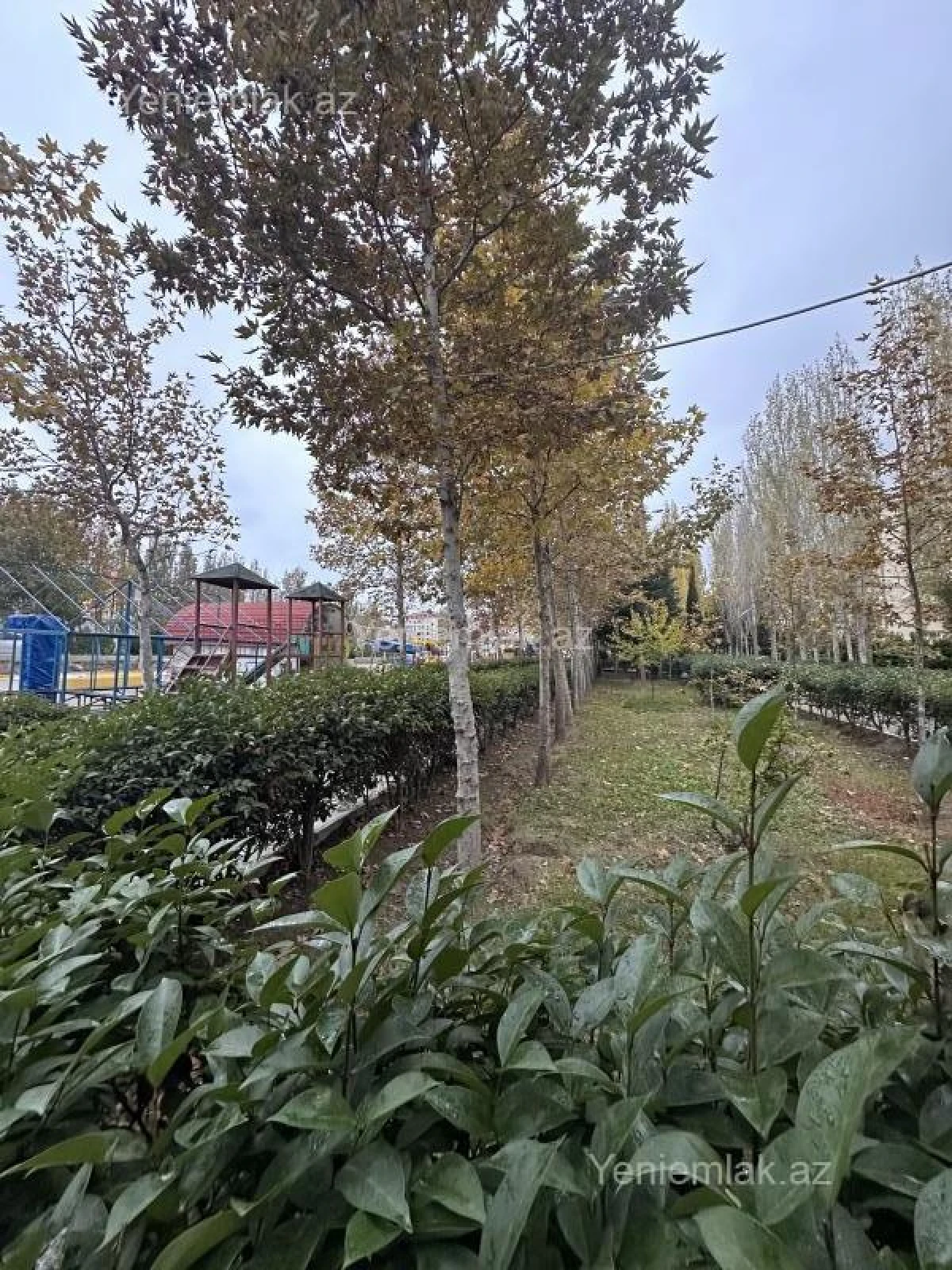 Satılır 3 otaqlı yeni tikili 83 m²