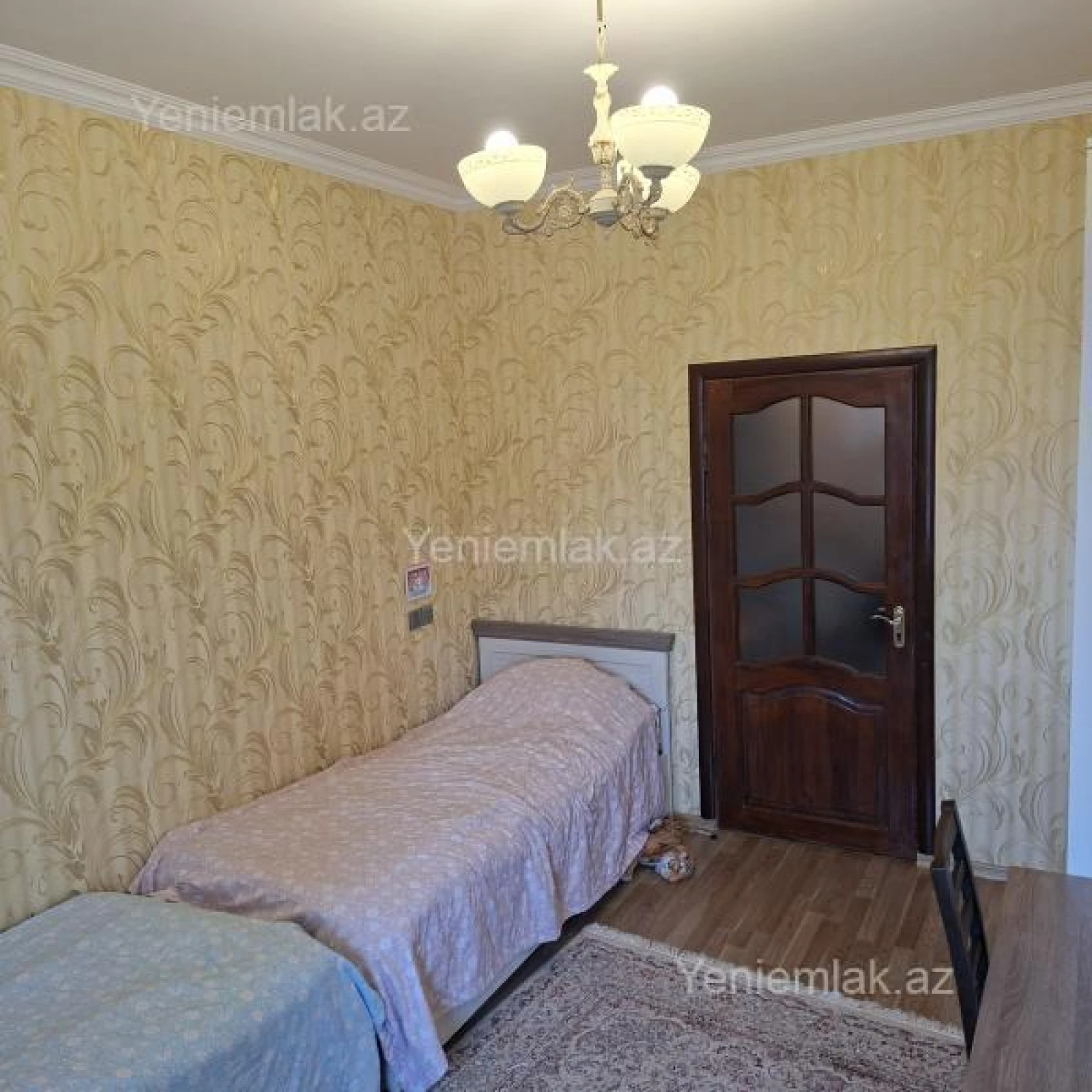 Satılır 4 otaqlı köhnə tikili 110 m²