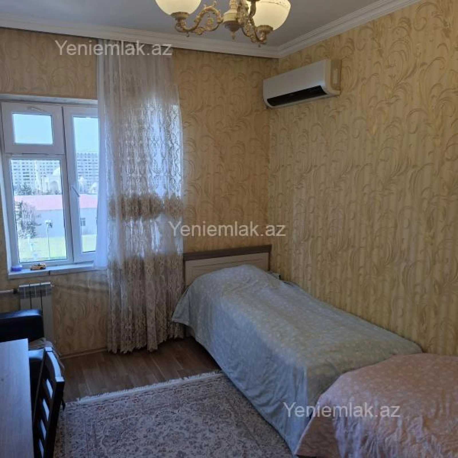 Satılır 4 otaqlı köhnə tikili 110 m²