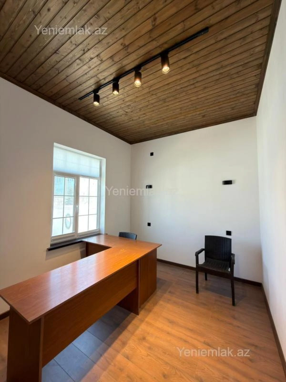 Satılır 5 otaqlı həyət evi 130 m²