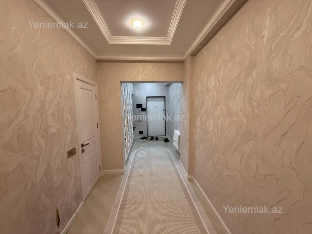 Satılır 3 otaqlı yeni tikili 127.5 m²