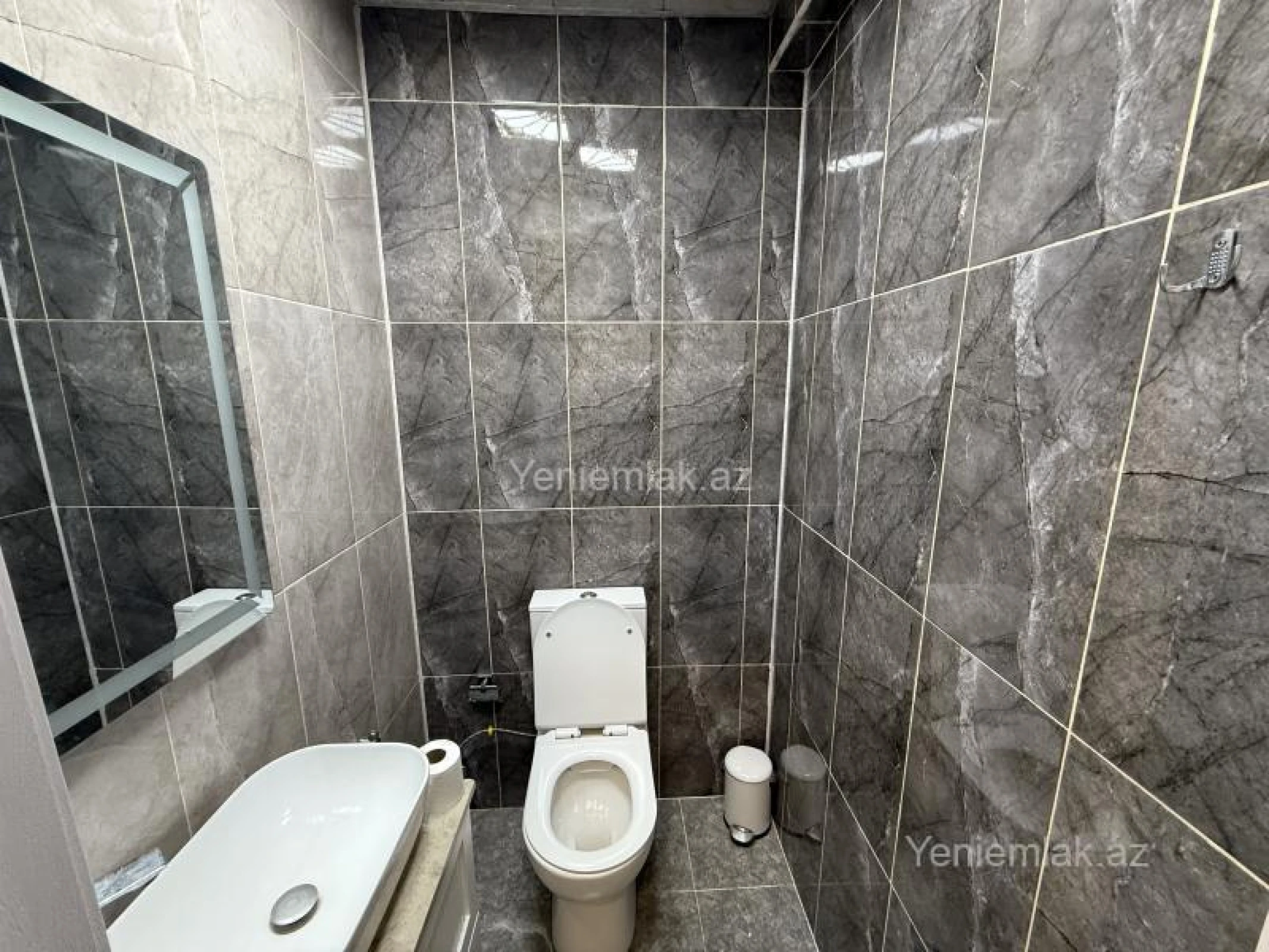 Satılır 3 otaqlı yeni tikili 127.5 m²