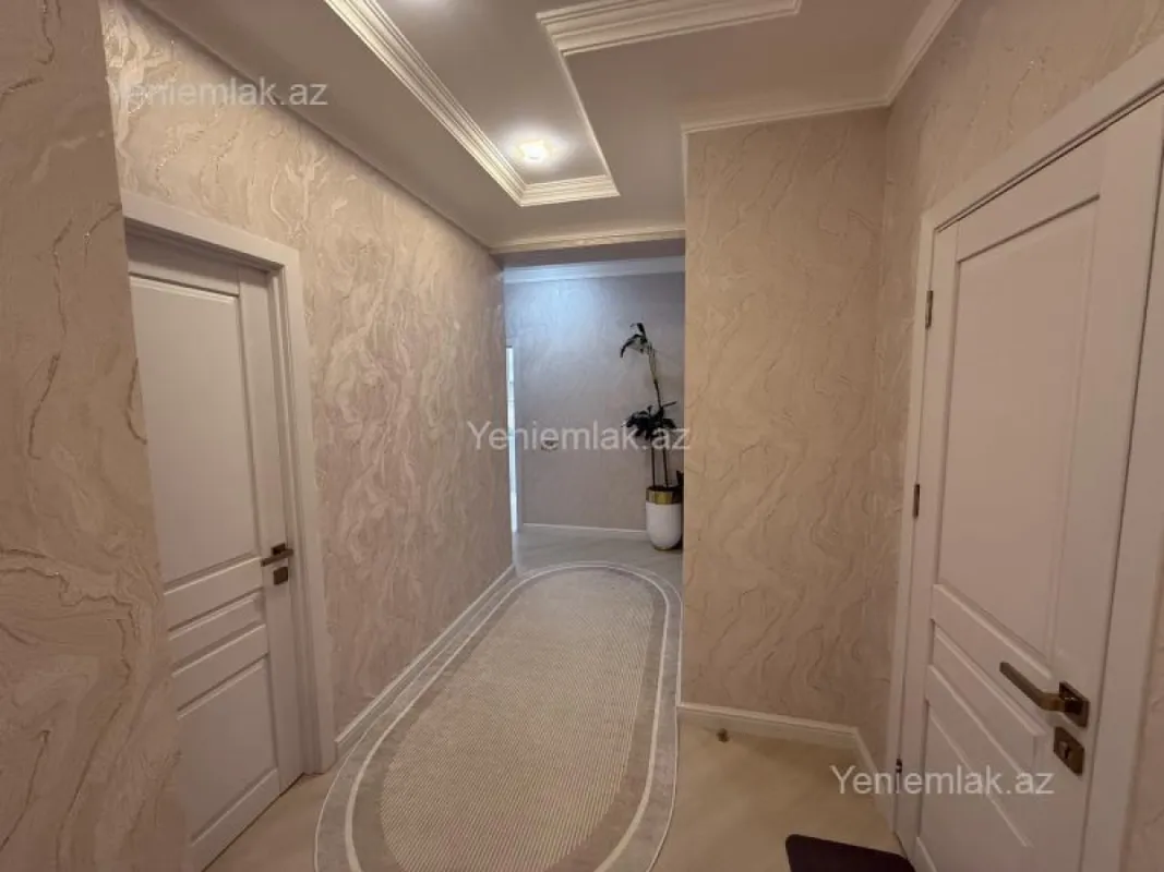 Satılır 3 otaqlı yeni tikili 127.5 m²