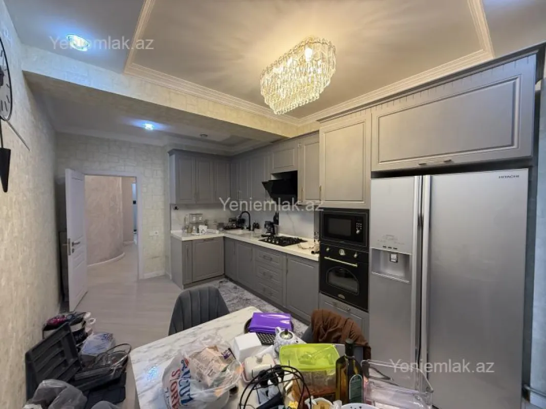 Satılır 3 otaqlı yeni tikili 127.5 m²