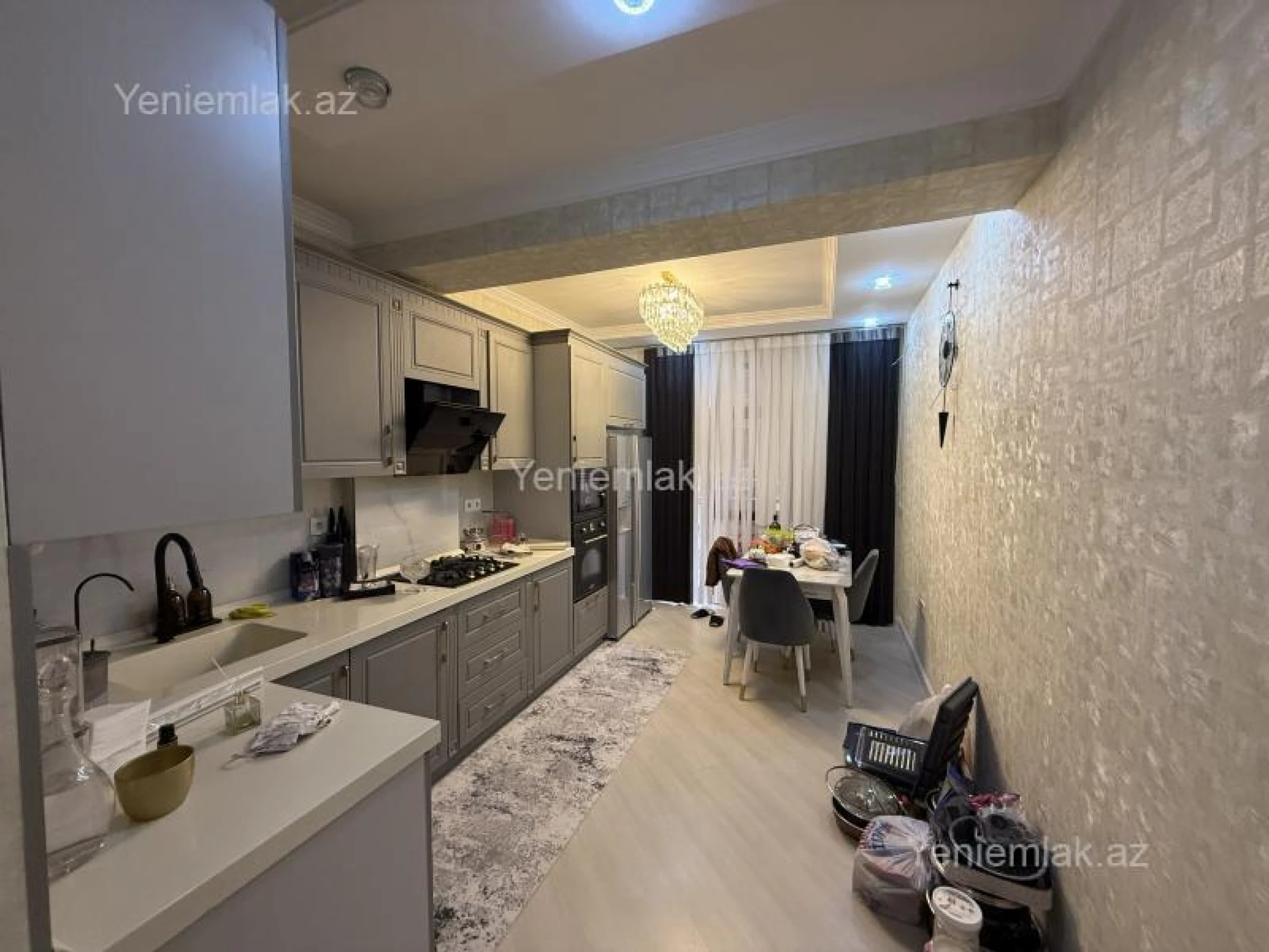 Satılır 3 otaqlı yeni tikili 127.5 m²