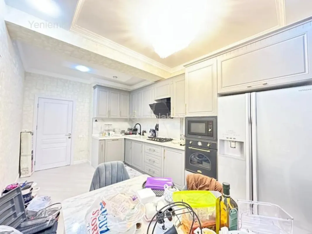 Satılır 3 otaqlı yeni tikili 127 m²