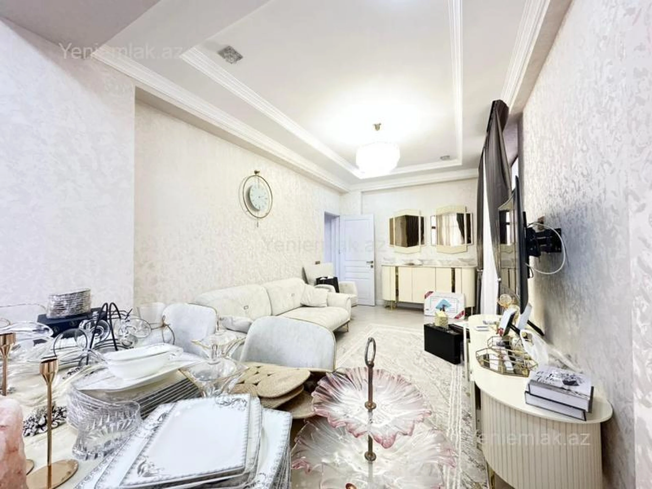 Satılır 3 otaqlı yeni tikili 127 m²