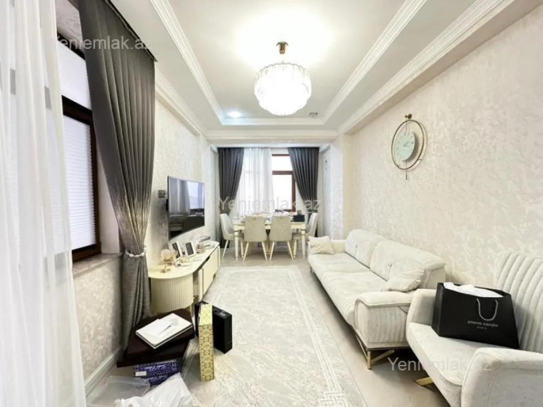 Satılır 3 otaqlı yeni tikili 127 m²