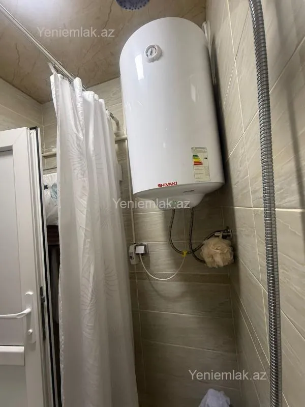 Satılır 2 otaqlı köhnə tikili 53 m²