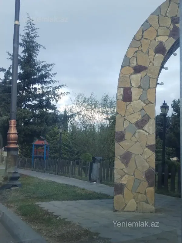 Satılır 2 otaqlı köhnə tikili 53 m²