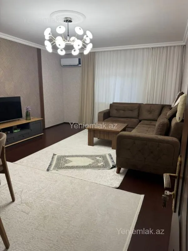 Satılır 2 otaqlı köhnə tikili 53 m²