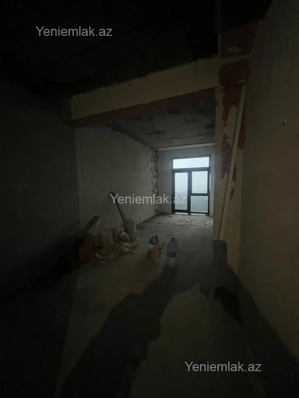 Satılır 4 otaqlı yeni tikili 165 m²