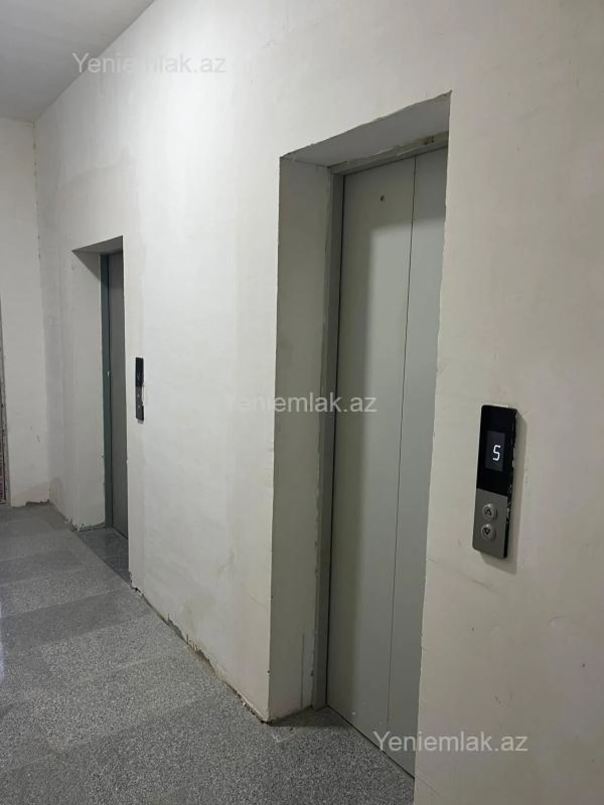 Satılır 4 otaqlı yeni tikili 165 m²