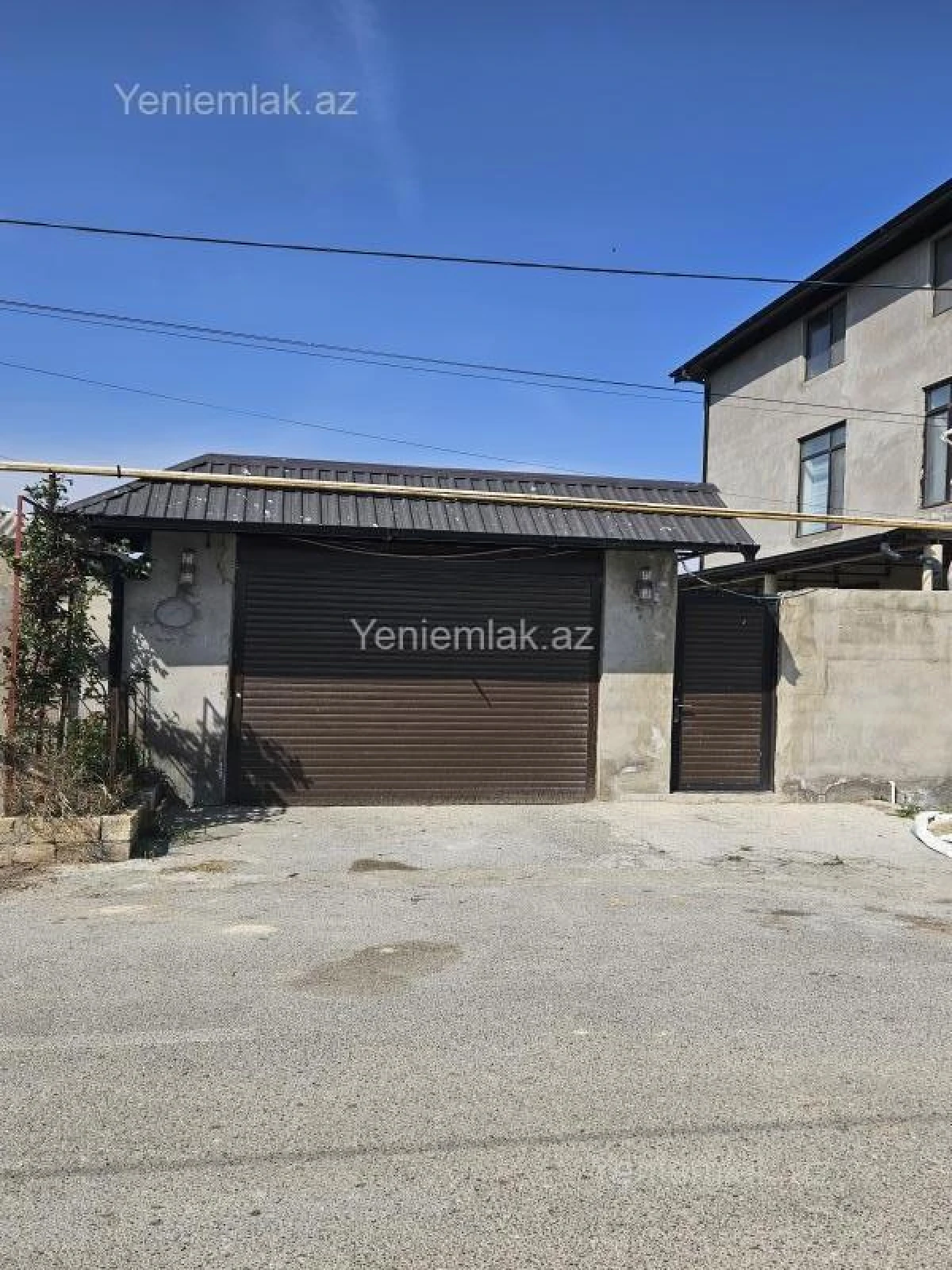 Satılır 5 otaqlı həyət evi 300 m²