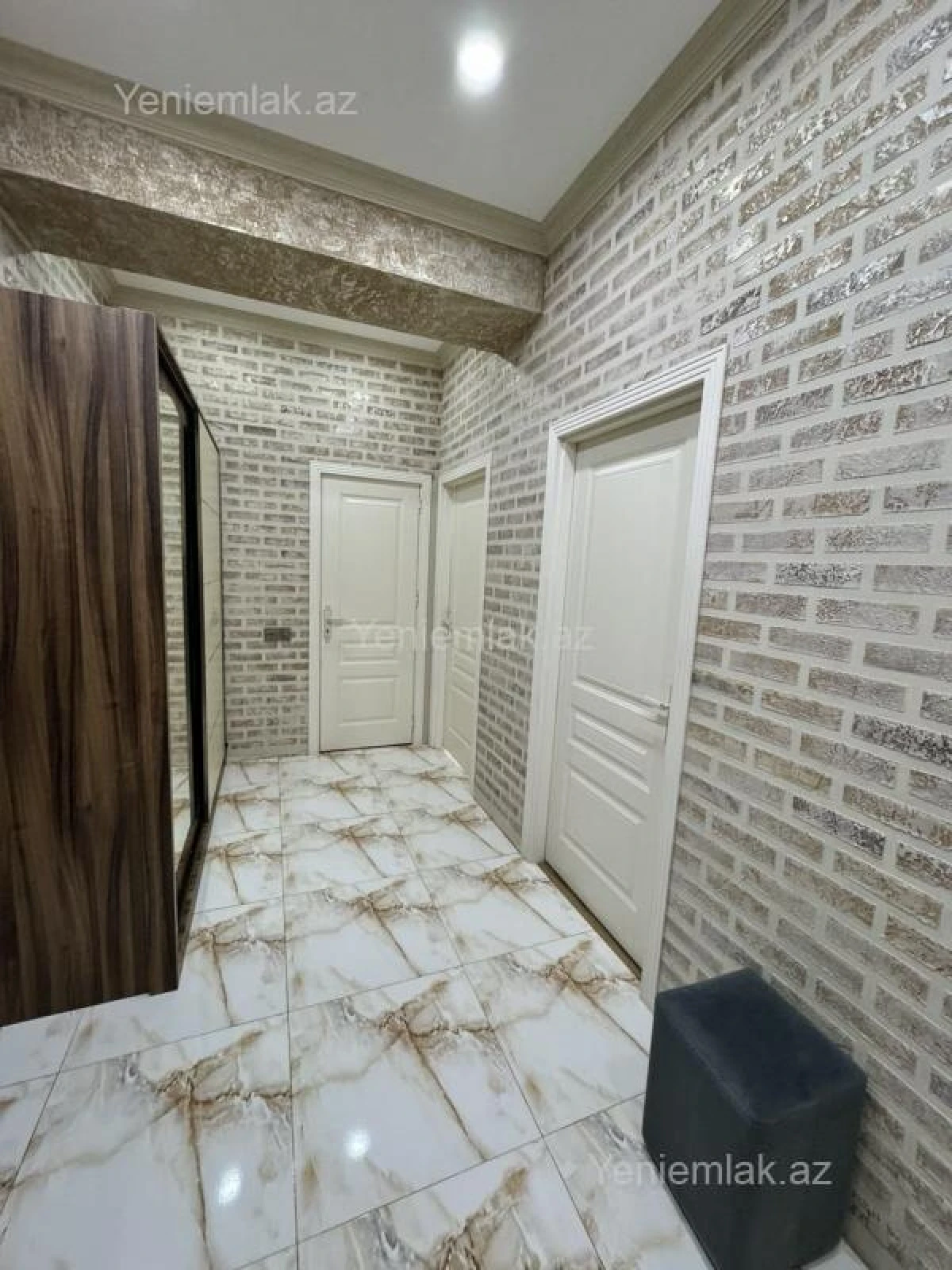 Satılır 2 otaqlı yeni tikili 83 m²