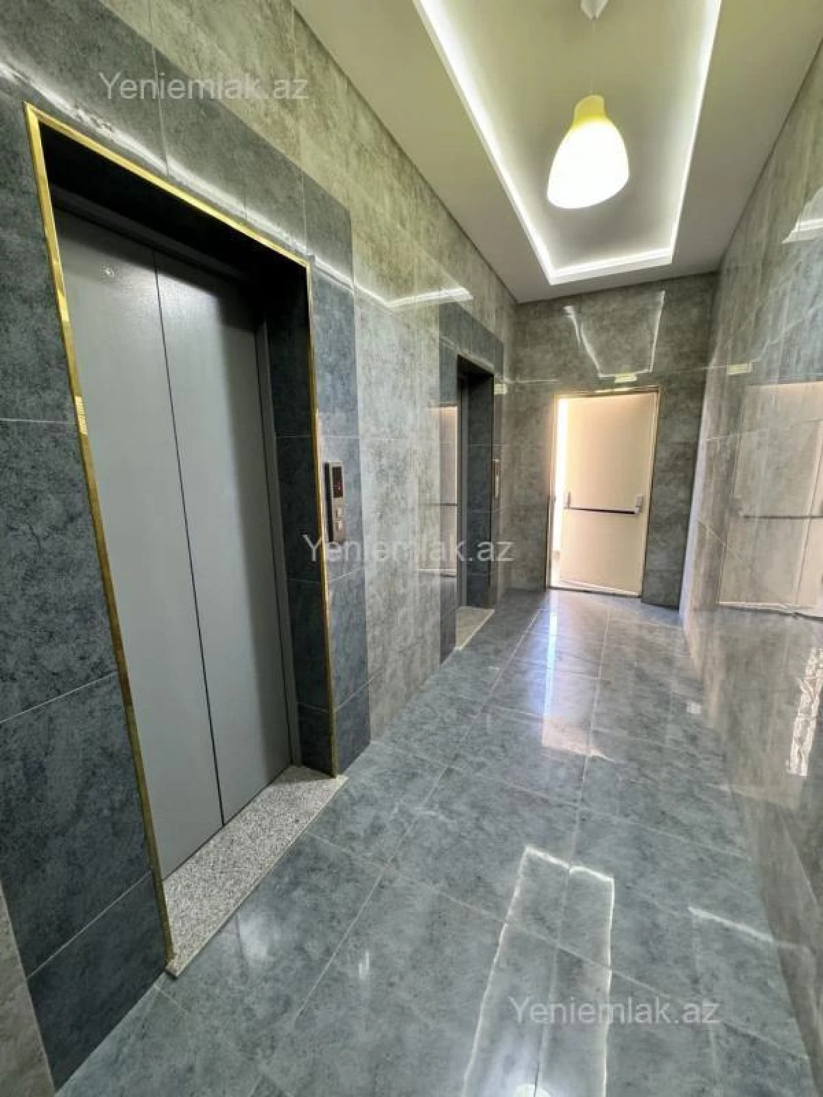 Satılır 2 otaqlı yeni tikili 83 m²