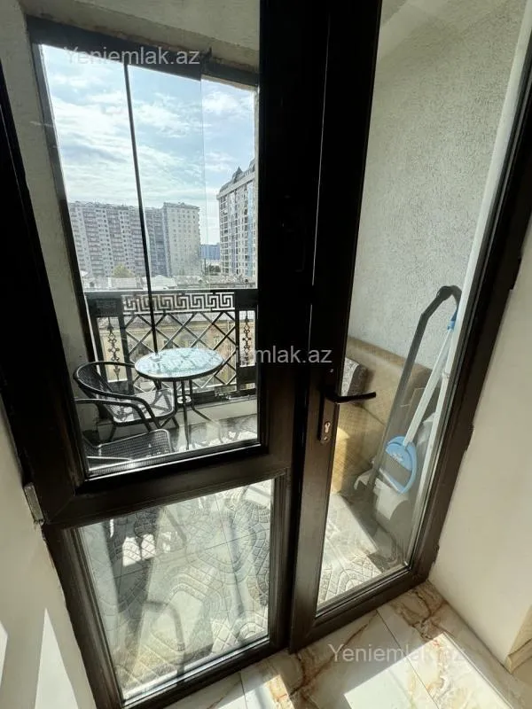 Satılır 2 otaqlı yeni tikili 83 m²