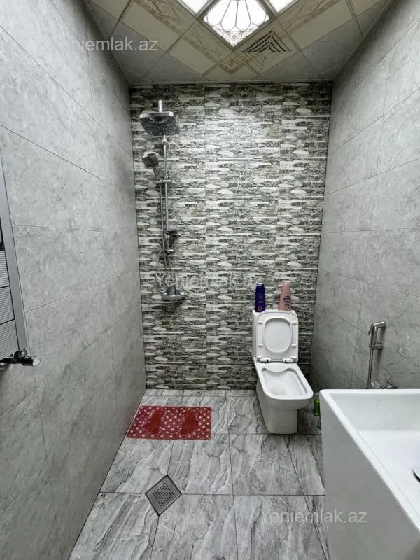 Satılır 2 otaqlı yeni tikili 83 m²