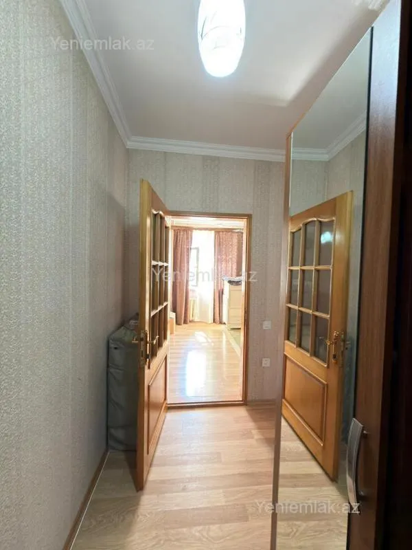 Satılır 2 otaqlı köhnə tikili 40 m²