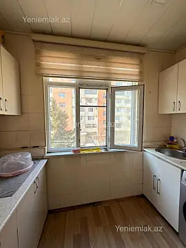 Satılır 2 otaqlı köhnə tikili 40 m²