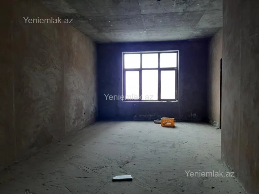 Satılır 4 otaqlı yeni tikili 230 m²