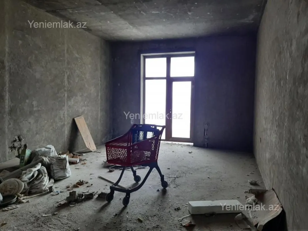 Satılır 4 otaqlı yeni tikili 230 m²