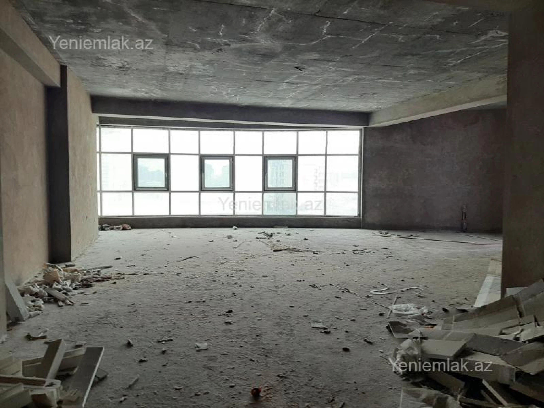 Satılır 4 otaqlı yeni tikili 230 m²