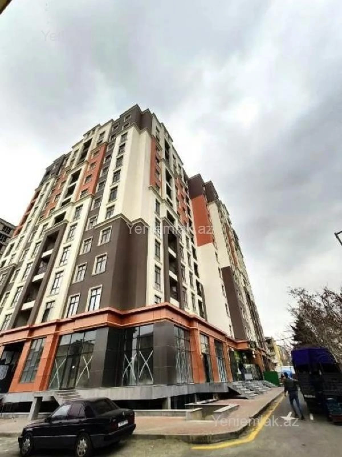 Satılır 3 otaqlı yeni tikili 86 m²