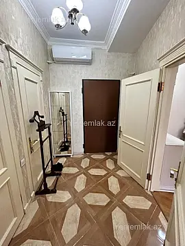 Satılır 2 otaqlı yeni tikili 60 m²