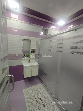 Satılır 7 otaqlı həyət evi 341 m²